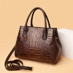 Luxury crocodile pattern large capacity tote - Image 16