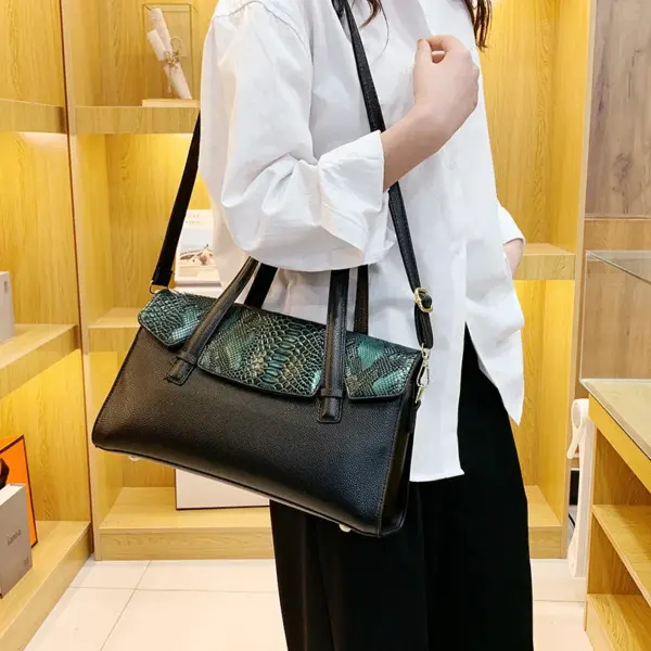 Snakeskin flap women luxury tote bag - Image 13