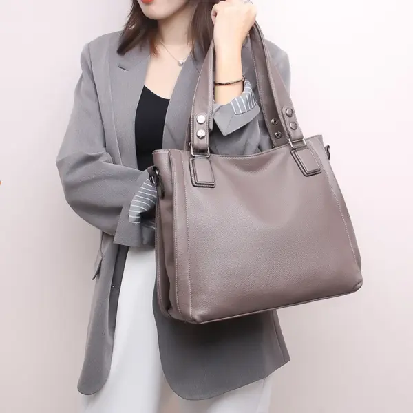 Women large capacity soft leather designer tote bag - Image 15