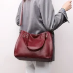 Women large capacity soft leather designer tote bag - Image 18