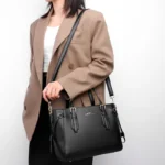 Large capacity elegant shoulder tote bag - Image 16