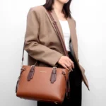 Large capacity elegant shoulder tote bag - Image 22