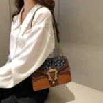 Sequined flap designer chain bag - Image 5