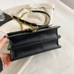 Sequined flap designer chain bag - Image 12