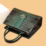Crocodile pattern vintage elegant tote bag - Image 13
