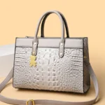 Large capacity crocodile pattern women tote bag - Image 4