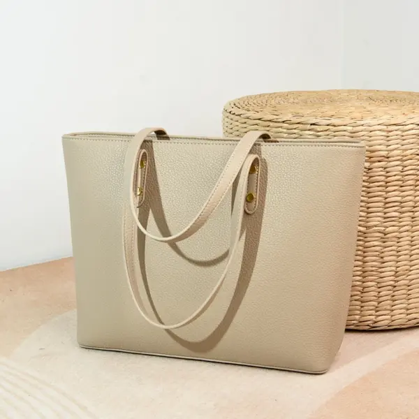 Large capacity vegan leather elegant tote bag - Image 11