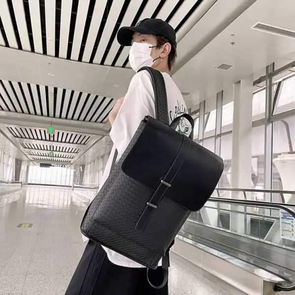 Premium all match large capacity leather backpack - Image 3