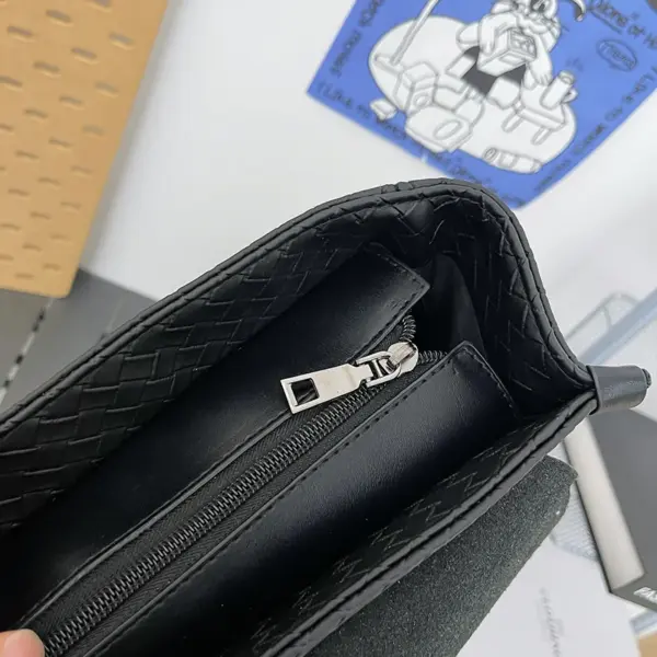 Premium all match large capacity leather backpack - Image 15