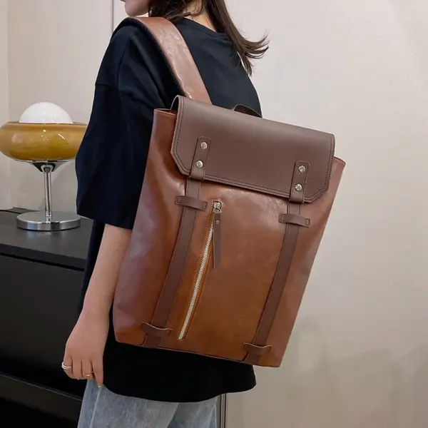 Vintage style high quality leather backpack - Image 10