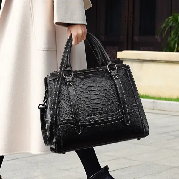 Croc curved large capacity women tote bag - Image 17