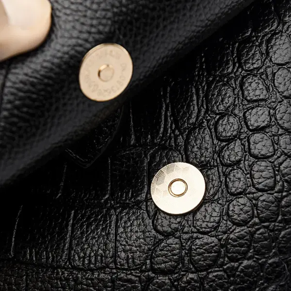 Crocodile curved elegant women tote bag - Image 7