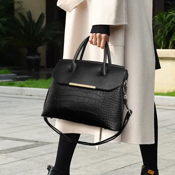 Crocodile curved elegant women tote bag - Image 11