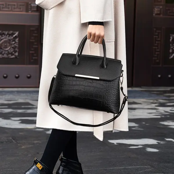 Crocodile curved elegant women tote bag - Image 13