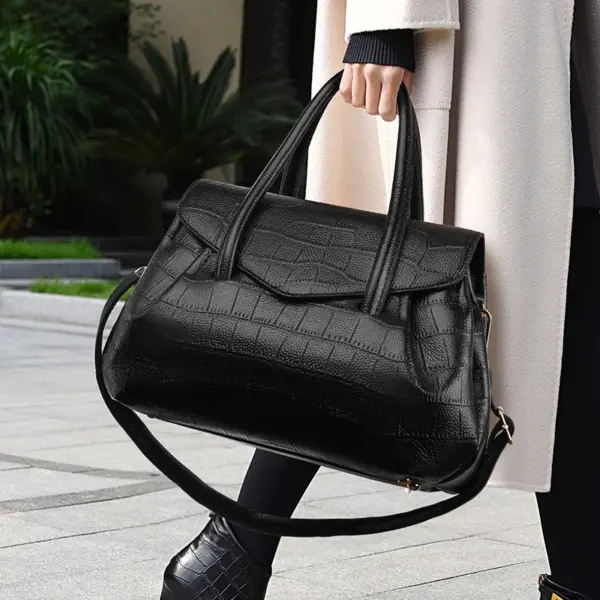 Crocodile embossed pattern elegant tote bag - Image 13