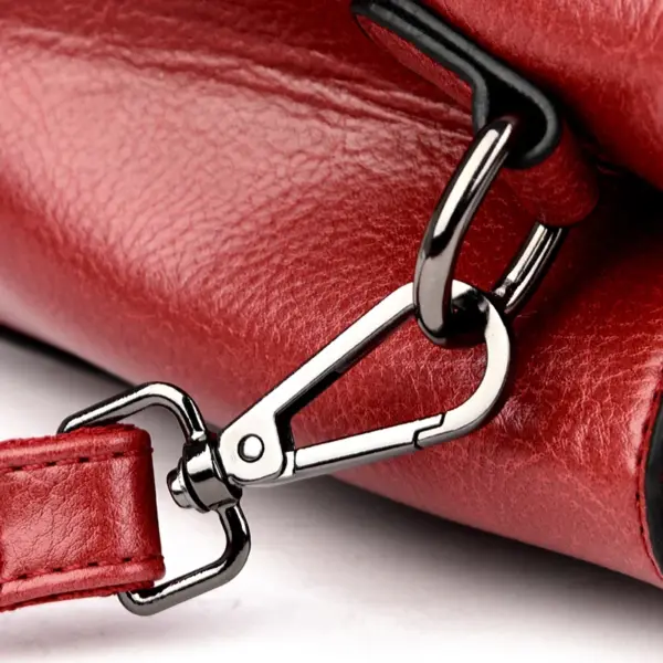 Flower embossed design shoulder tote bag - Image 5