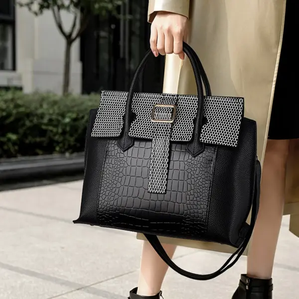 Luxury snakeskin pattern large capacity tote bag - Image 4