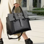 Luxury snakeskin pattern large capacity tote bag - Image 5
