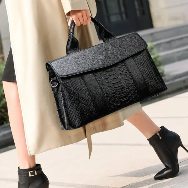 Snakeskin Decor Luxury Commuter Bag - Image 5