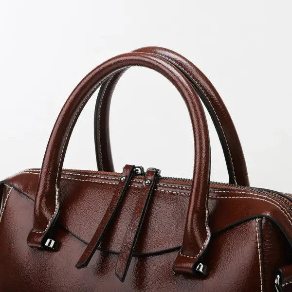 Vintage Luxury Zipper Commuter Bag - Image 7