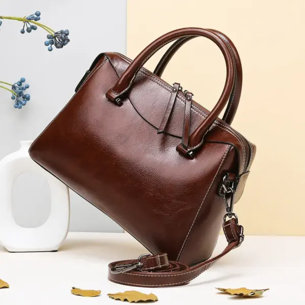 Vintage Luxury Zipper Commuter Bag - Image 11