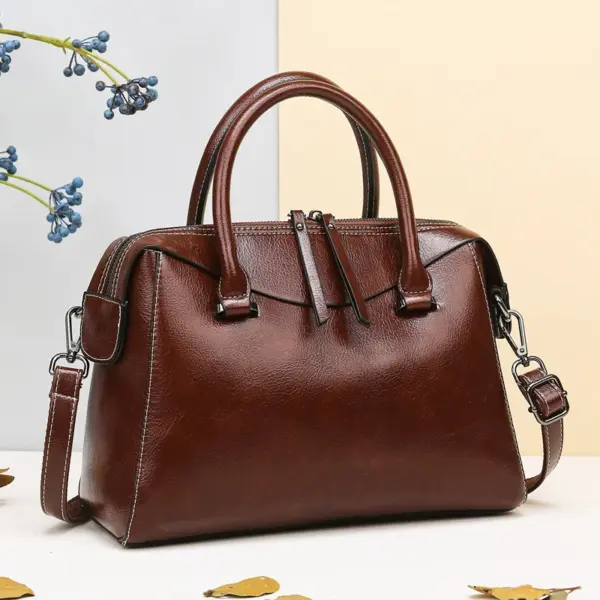 Vintage Luxury Zipper Commuter Bag - Image 14