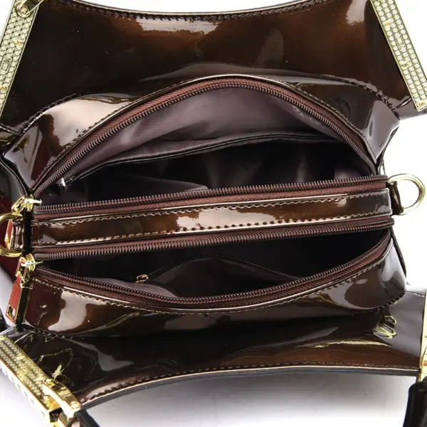 Vintage luxury round designer handbag - Image 13