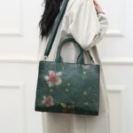 Vintage print design large capacity women handbag - Image 17