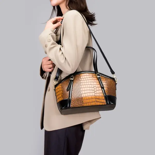 Croc embossed vintage shell designer bag - Image 4