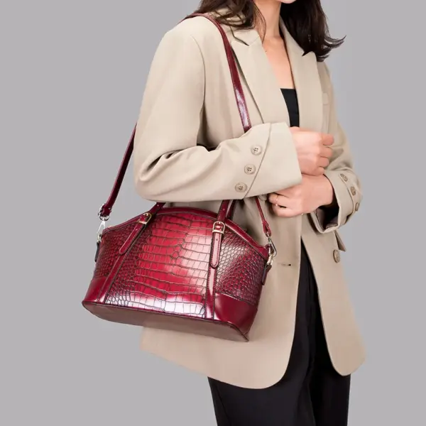 Croc embossed vintage shell designer bag - Image 5