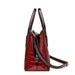 Vintage bright leather croc embossed women handbag - Image 3