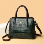 Vintage bright leather croc embossed women handbag - Image 11