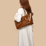 Vintage oil wax leather shoulder tote bag - Image 4