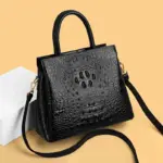 Large capacity croc embossed shoulder tote bag - Image 17