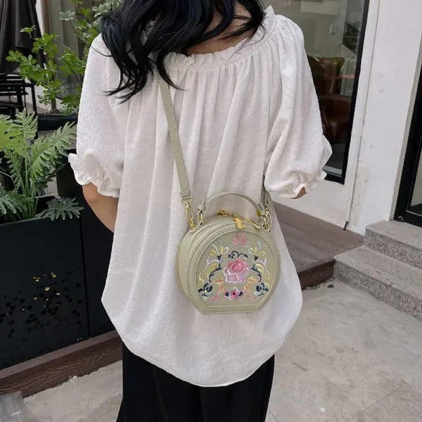 Round pattern flower embossed designer bag - Image 5