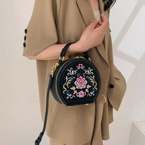 Round pattern flower embossed designer bag - Image 6