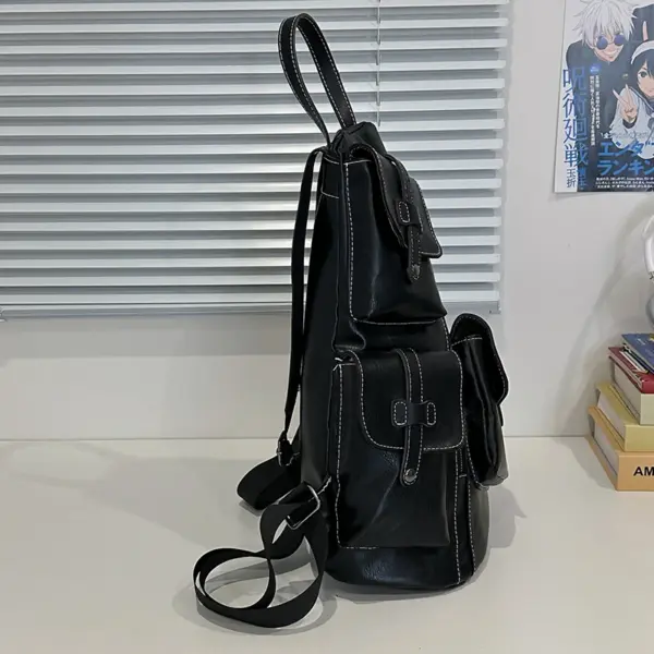 Stylish vintage leather backpack - Image 5