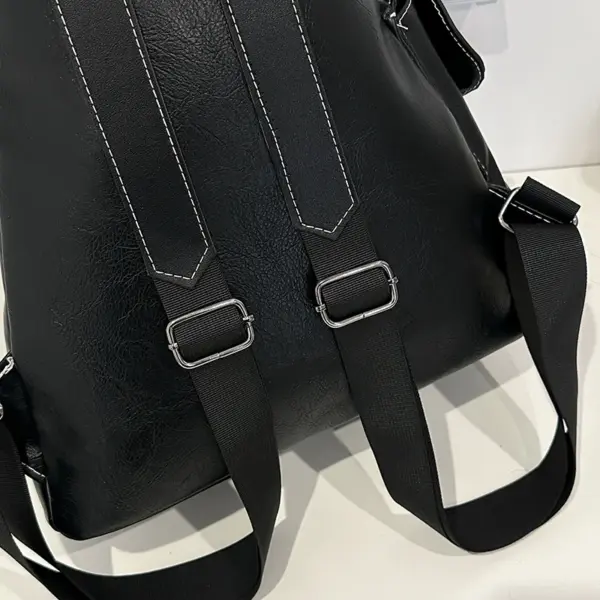 Stylish vintage leather backpack - Image 7