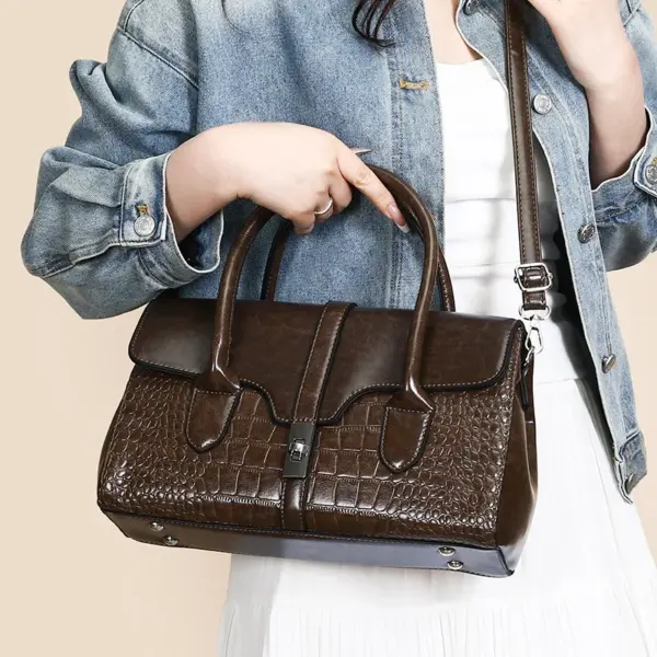 Vintage classic oil leather handbag - Image 3