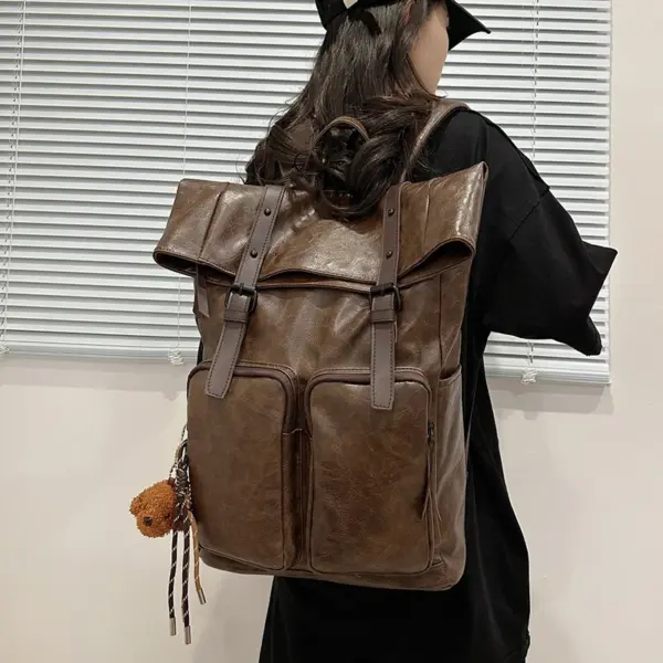 Vintage style large capacity leather backpack - Image 14