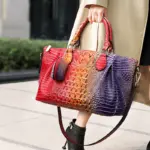 Vintage large capacity crocodile luxury tote bag - Image 4