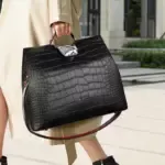 Large capacity crocodile luxury tote bag - Image 5