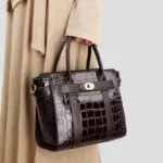 Vintage crocodile pattern designer handbag - Image 6