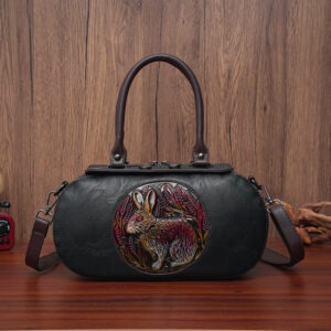 Rabbit Meadow Doctor Bag in black